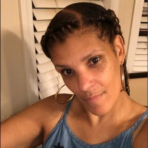 Meet your Posher, Maleta